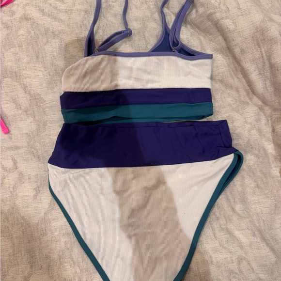 Beach Riot Colorblock Bikini Set - Picture 5 of 5